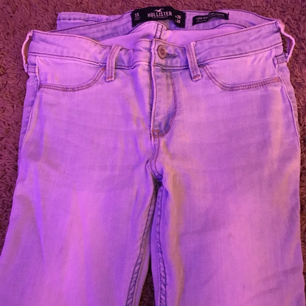 Low rise hollister jeans size 3S (short)